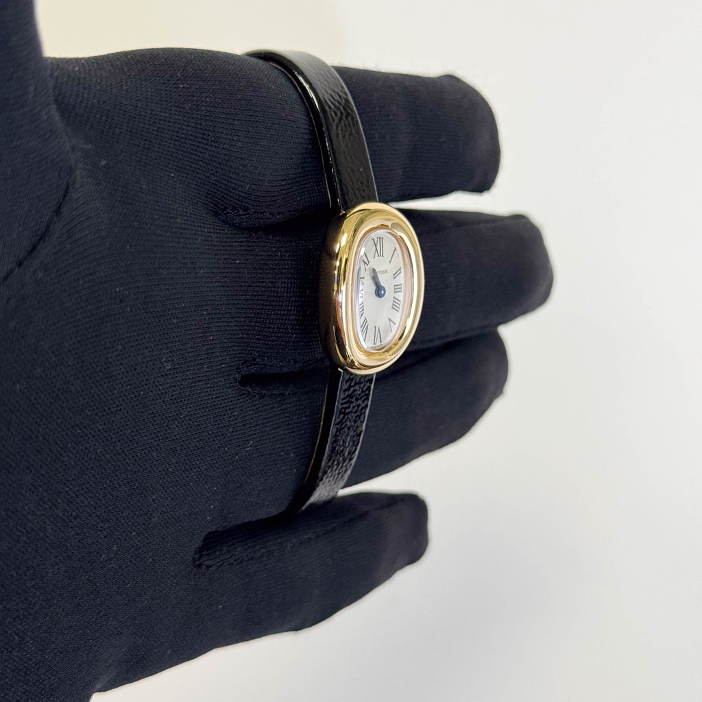 Cartier Baignoire 24.6 mm x 18.7 mm White Dial Watch Ref# WGBA0041