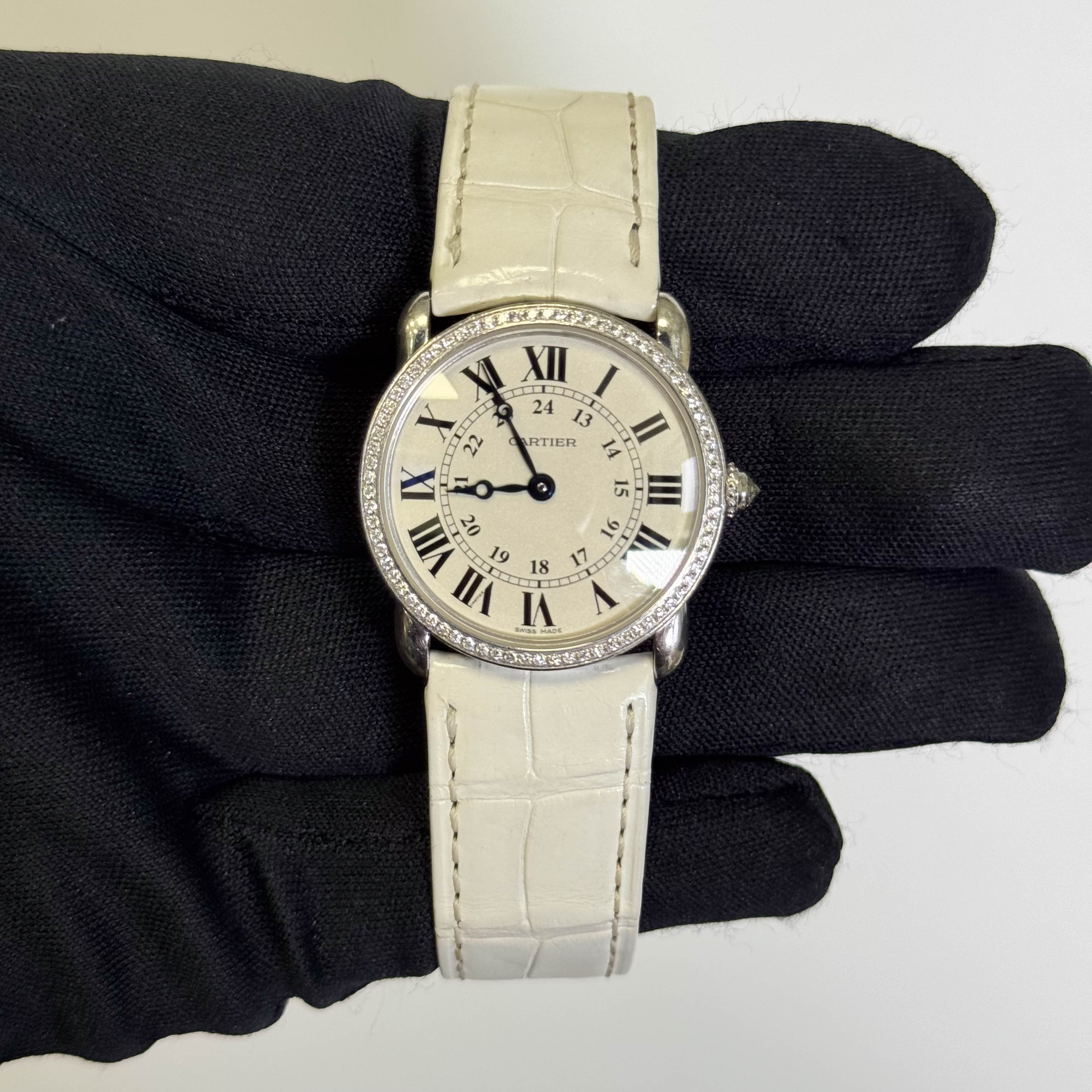 Cartier Ronde Louis 29mm 18K White Gold Ivory Roman Dial Watch Ref# WR000251